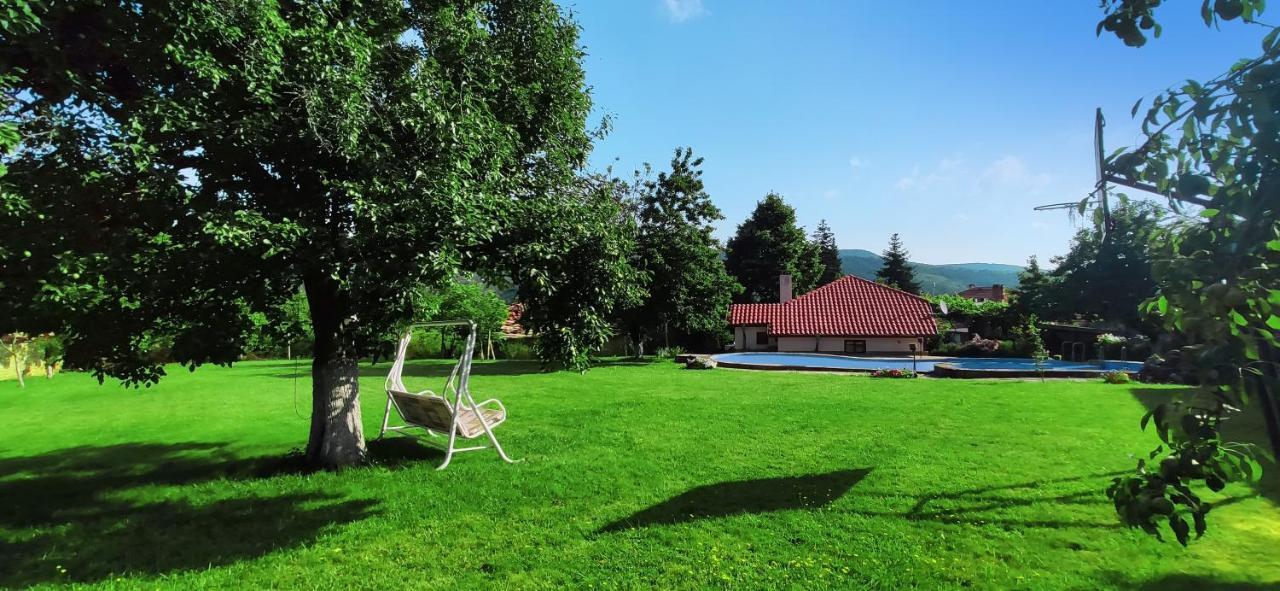 Хаджикольовата Къща Villa Medven Exteriör bild